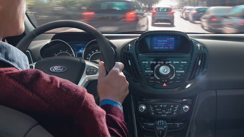 Ford B-MAX - Elektromos szervókormány