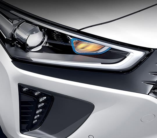 Hyundai IONIQ Hibrid - LED nappali menetfény