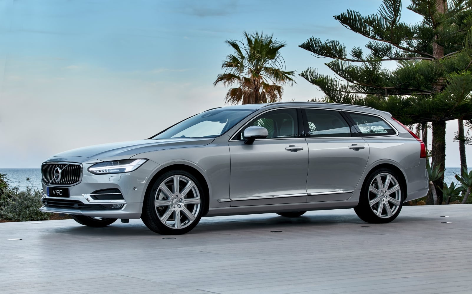 Volvo V90