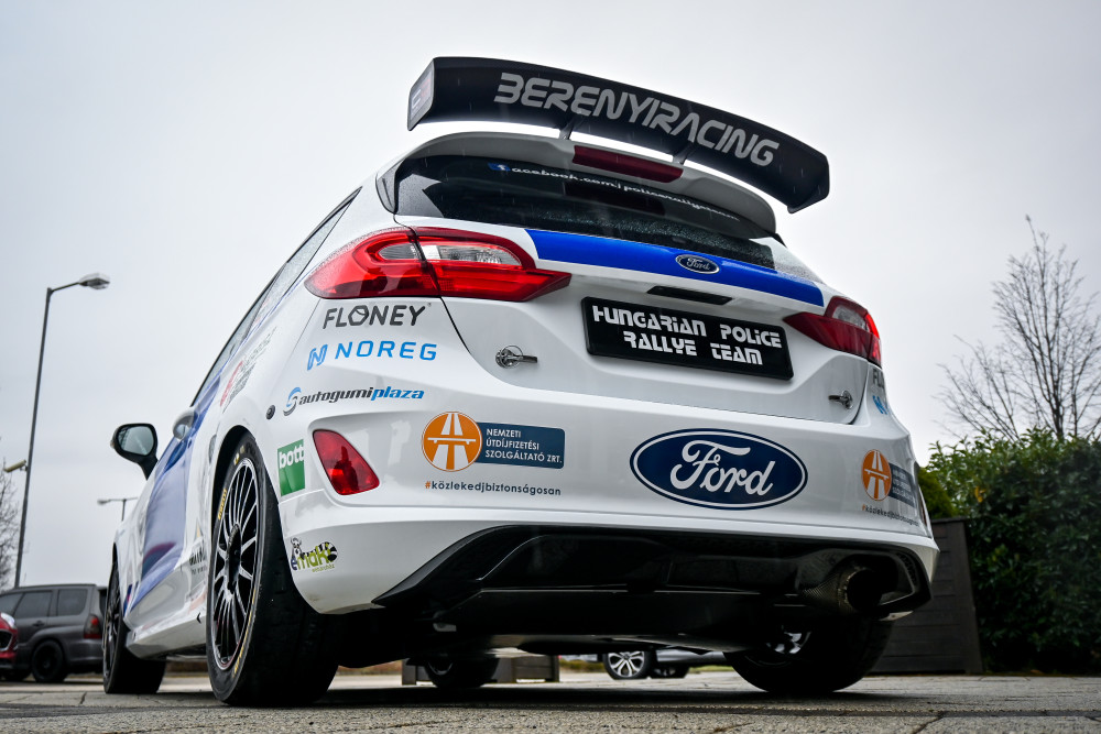rally_team_ford_auto